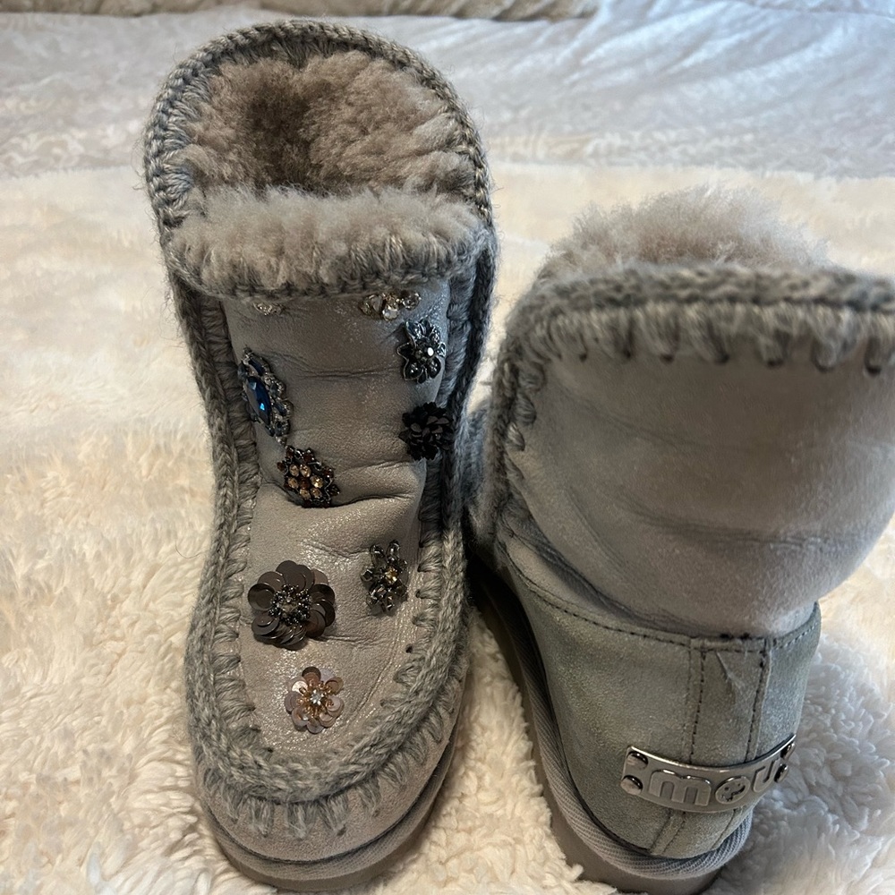Mou Boots